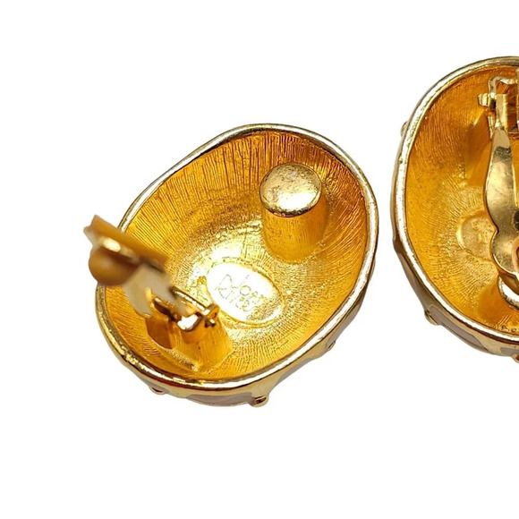 Joan Rivers Oval Shaped Cream Enamel Earrings Clip on Gold Tone Vintage - Picture 5 of 6